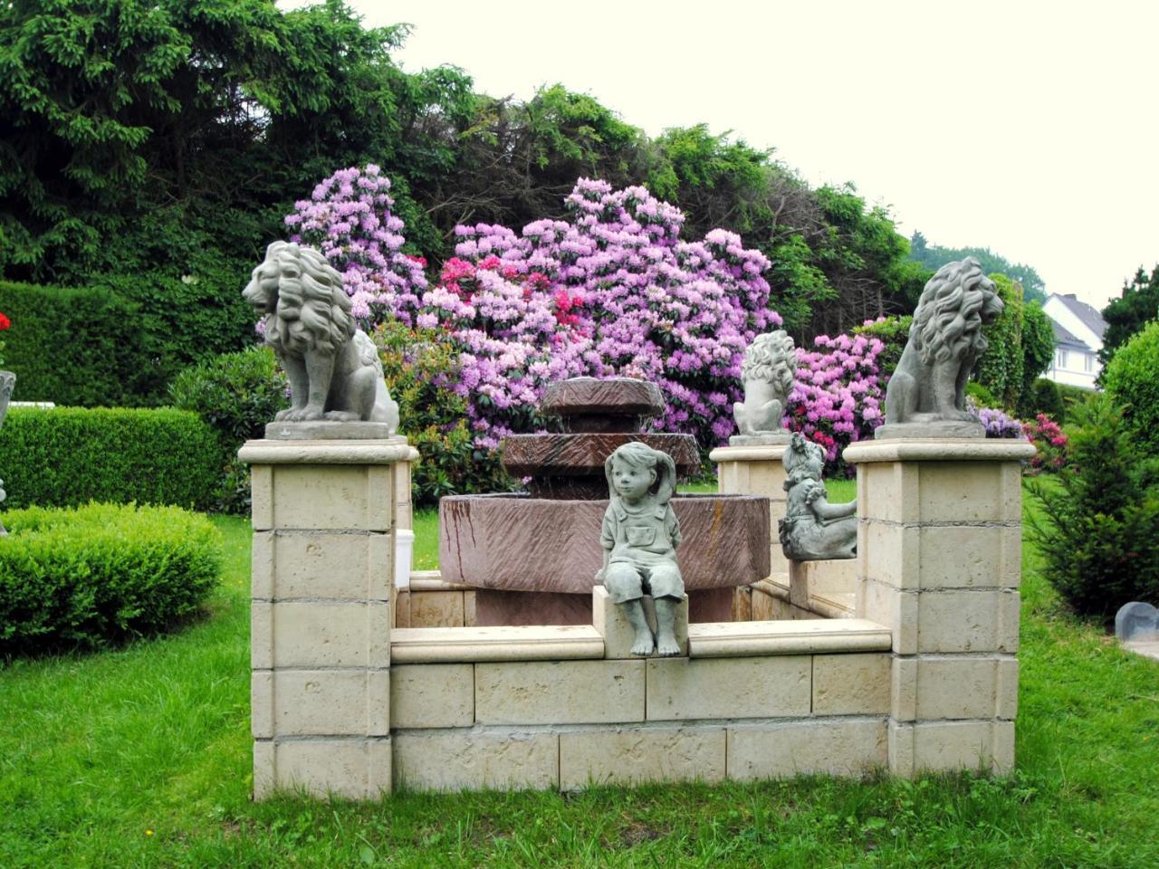 ลันด์กาสท์เฮาส์ วัลเดอสรู Hotel Welschneudorf ภายนอก รูปภาพ